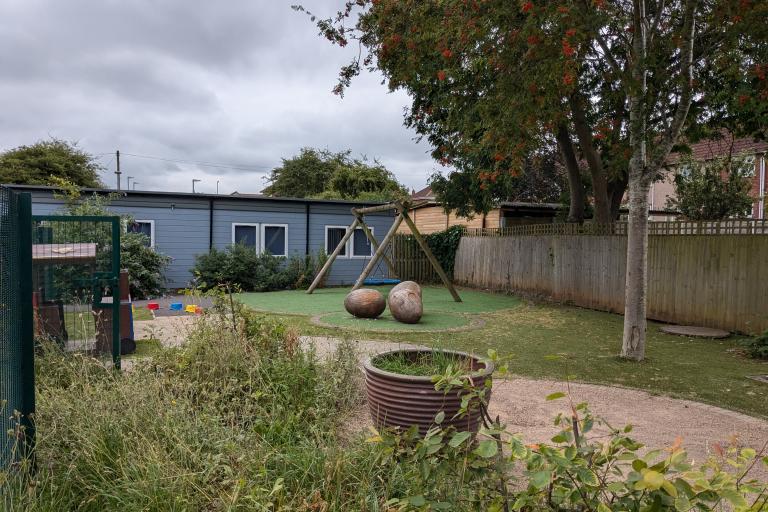 Raingarden and planter location 