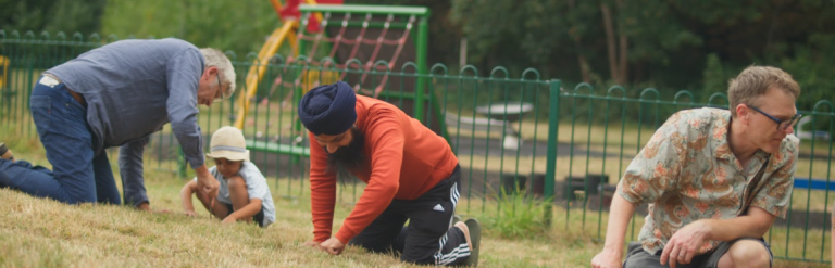 Warmley NAZ community bulb planting 